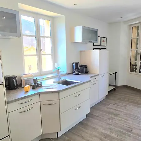 Duplex Chic à Avec Parking Appartement Saint-Tropez